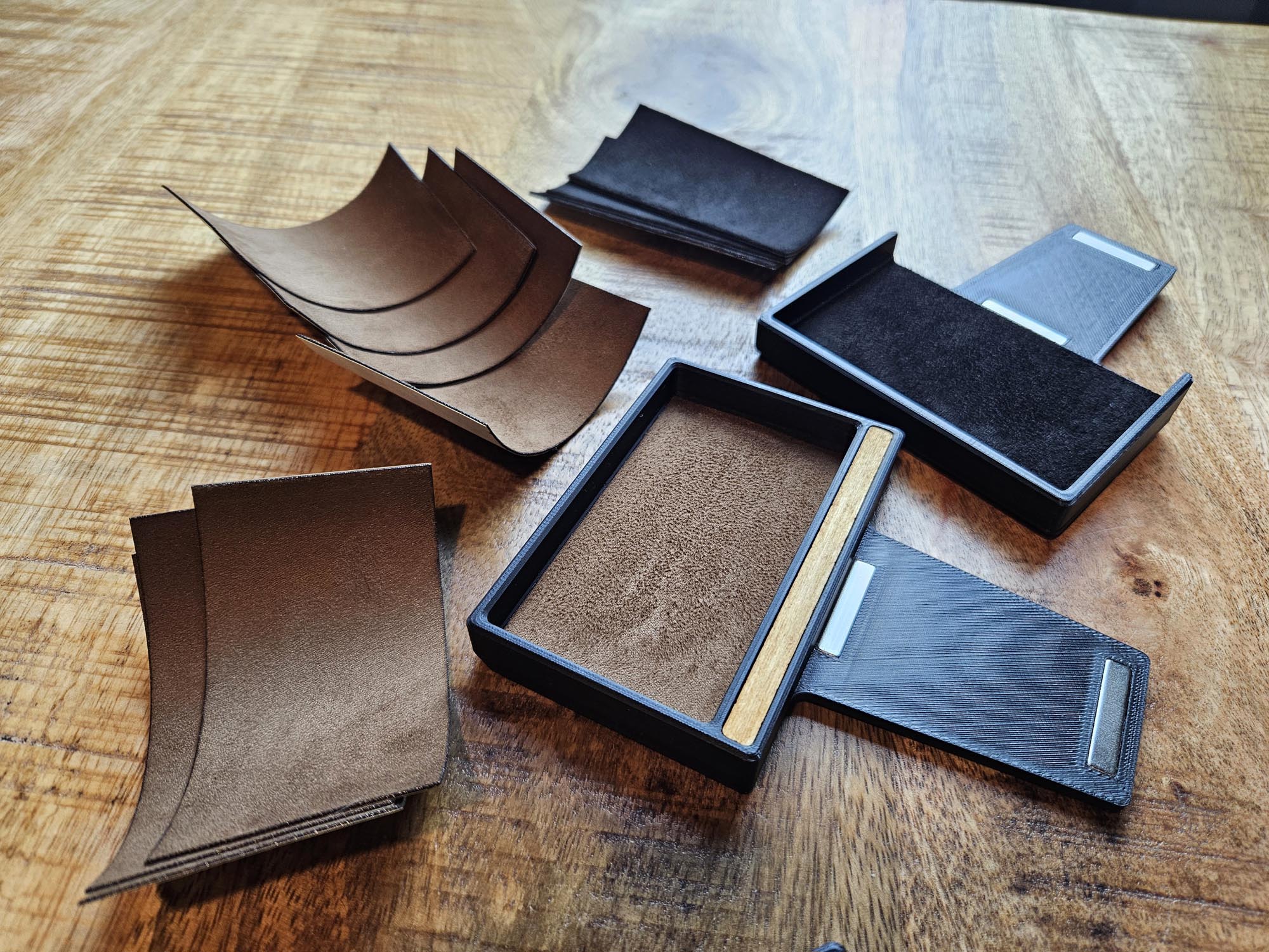 lockers_inlay_alcantara